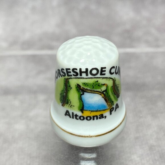 Vintage Horseshoe Curve Thimble Altoona PA Souvenir Porcelain Collectible - Picture 8 of 10